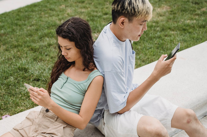 Social Media Is Affecting How We Gamble