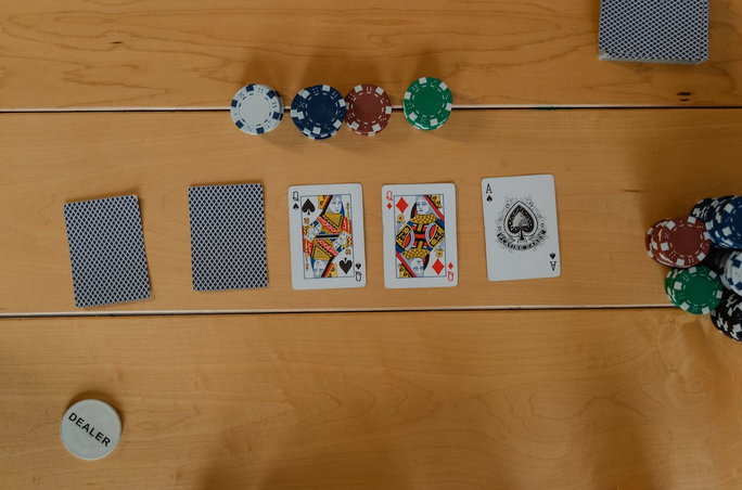 Reasons Why Most People Don’t Win at Poker