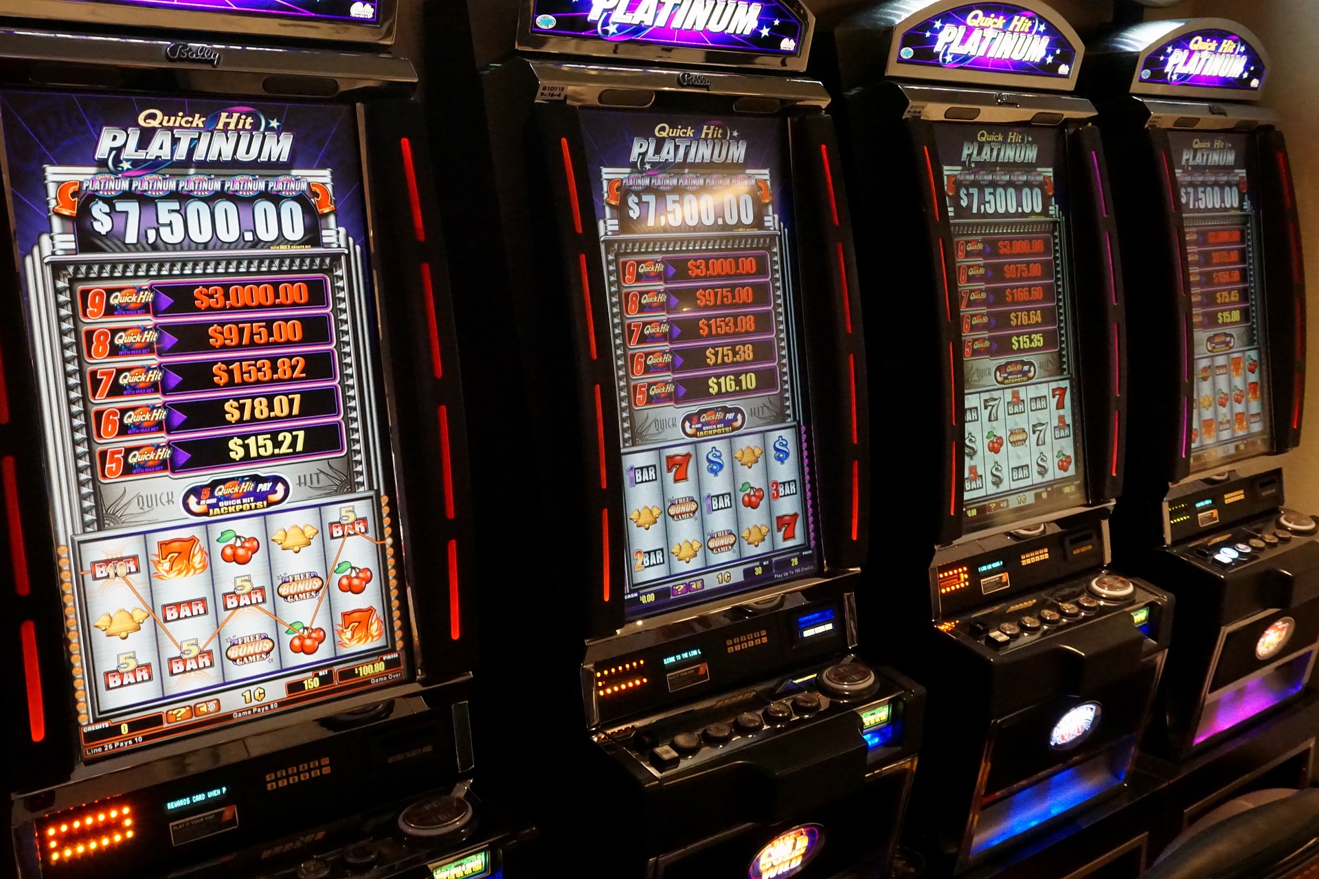 The Evolution of Slot Mechanics in Table Games: Innovations and Adaptations
